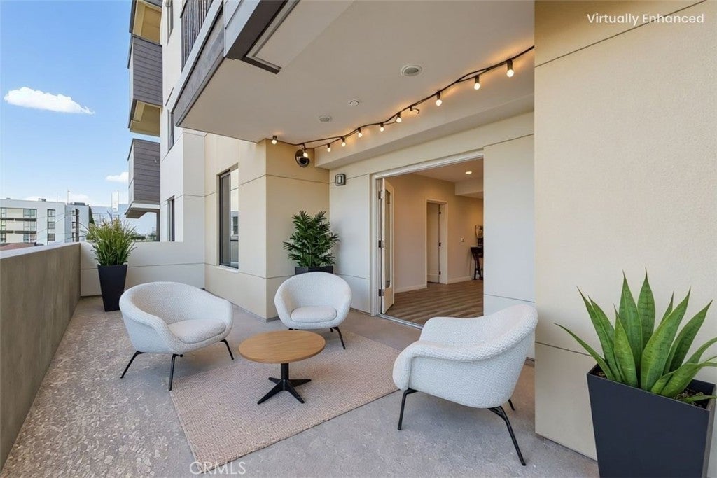 Photo of Listing #WS25221372