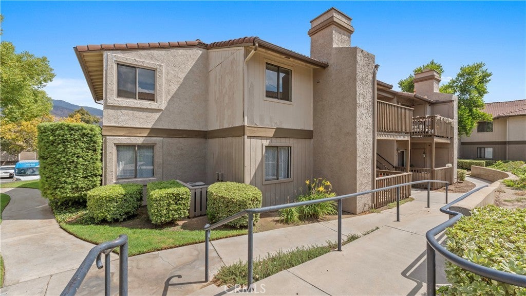 Photo of Listing #CV25221678