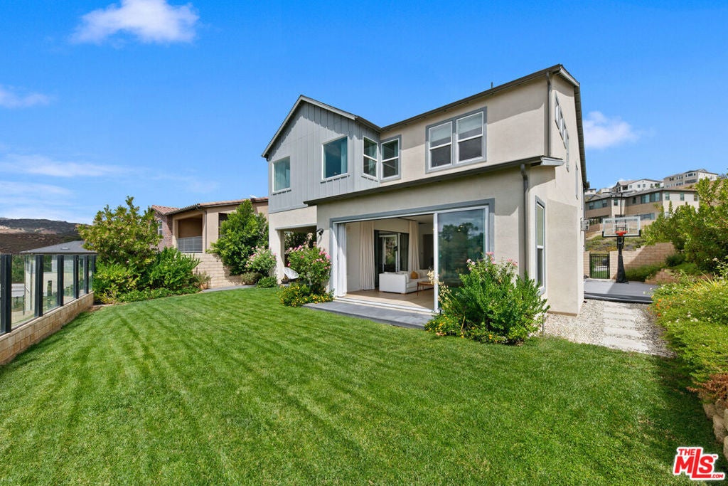 Photo of Listing #25595619