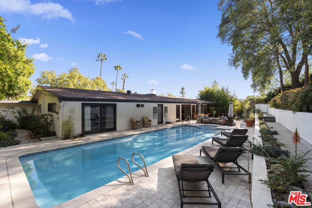 Photo of Listing #25595869