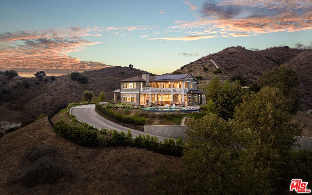 Photo of Listing #25595787