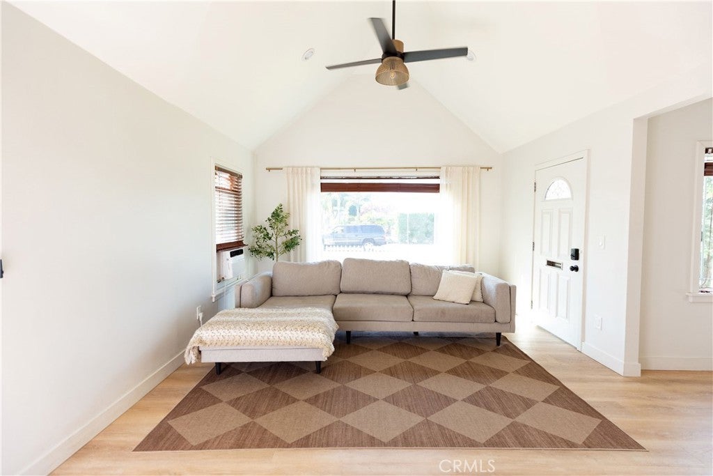 Photo of Listing #OC25221176