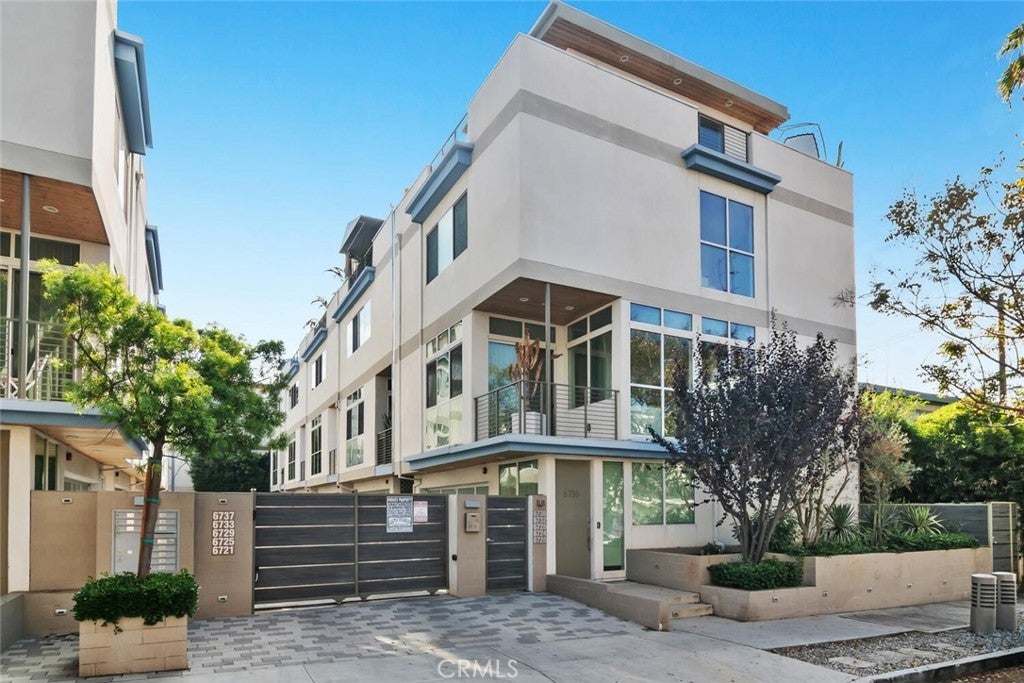 Photo of Listing #SR25223229