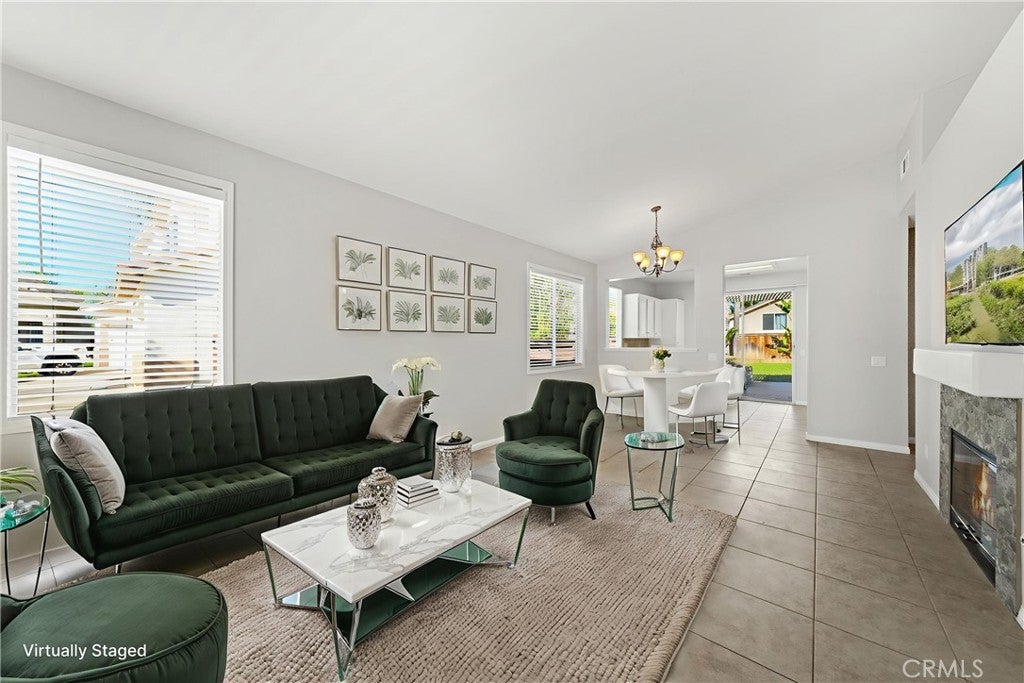 Photo of Listing #SW25219975