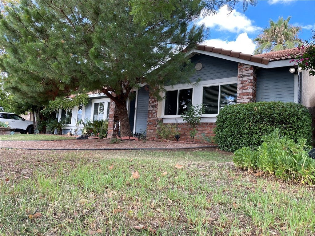 Photo of Listing #RS25223355