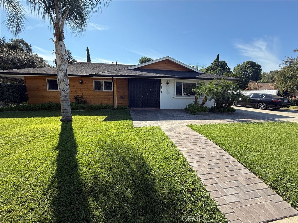 Photo of Listing #IV25223585