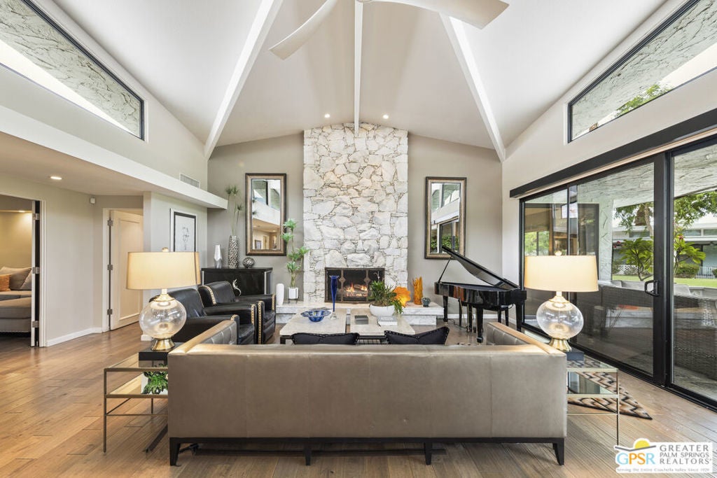 Photo of Listing #25595639PS