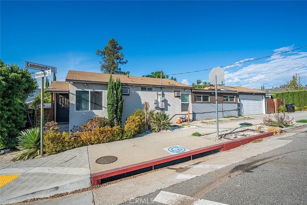 4357 Pennsylvania Avenue, La Crescenta