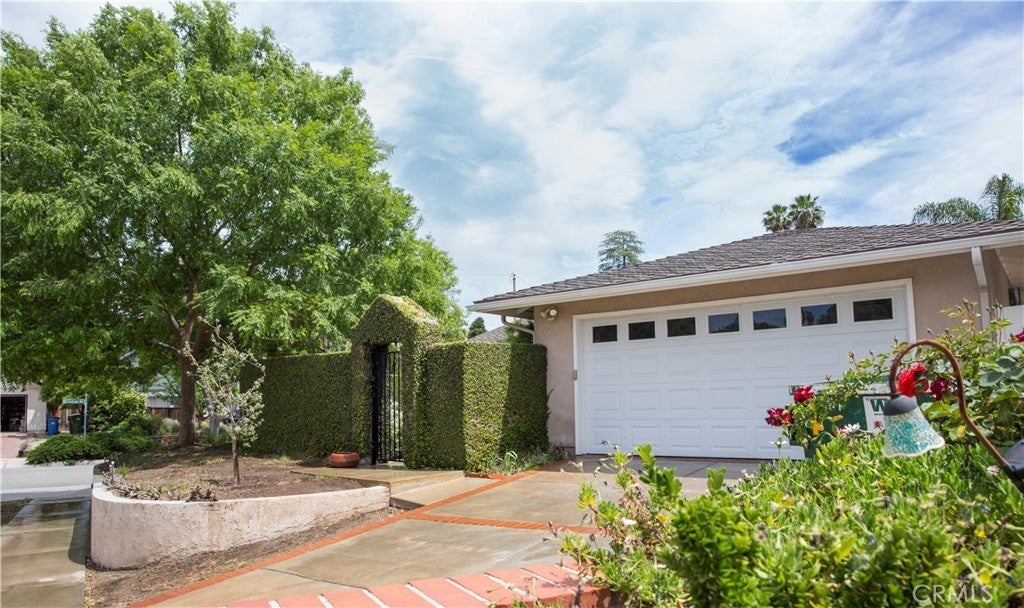 Photo of Listing #SR25194725