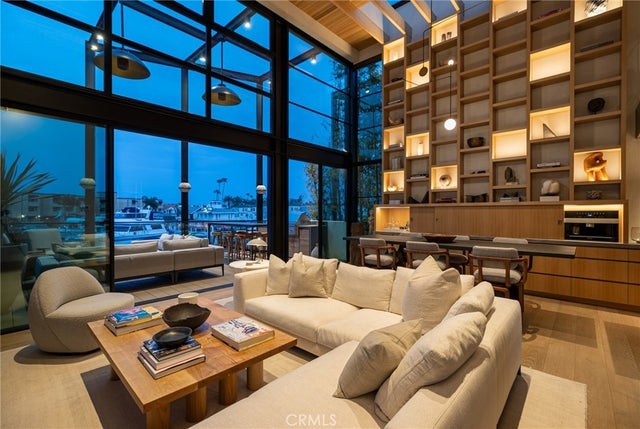 2910 Lafayette Avenue, Newport Beach