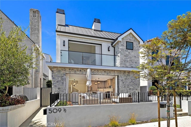 509 Carnation, Corona Del Mar