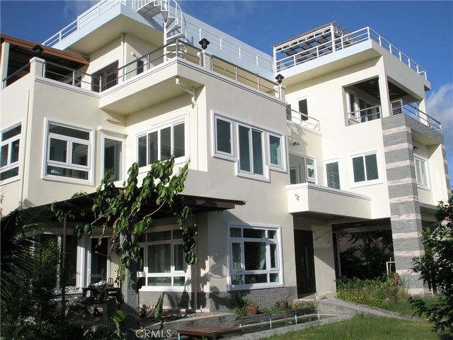11 Chalong, Other
