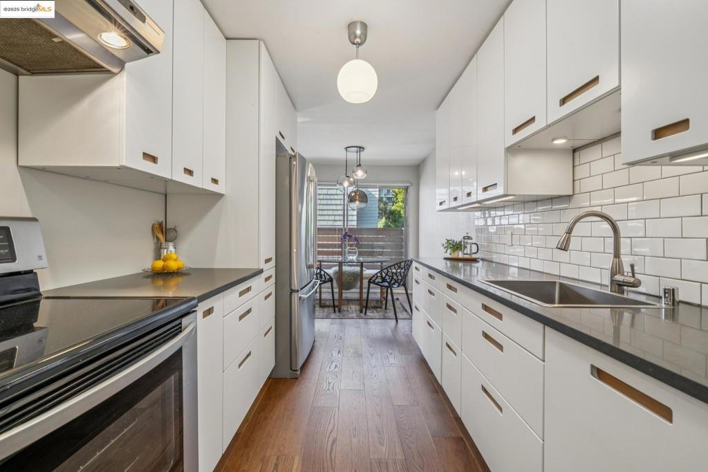 Photo of Listing #41112538