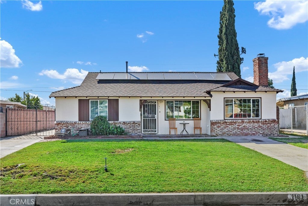 Photo of Listing #IV25224638