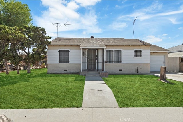 8942 Ilex, Sun Valley