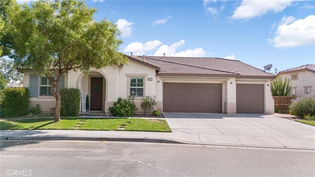 Photo of Listing #IV25223595