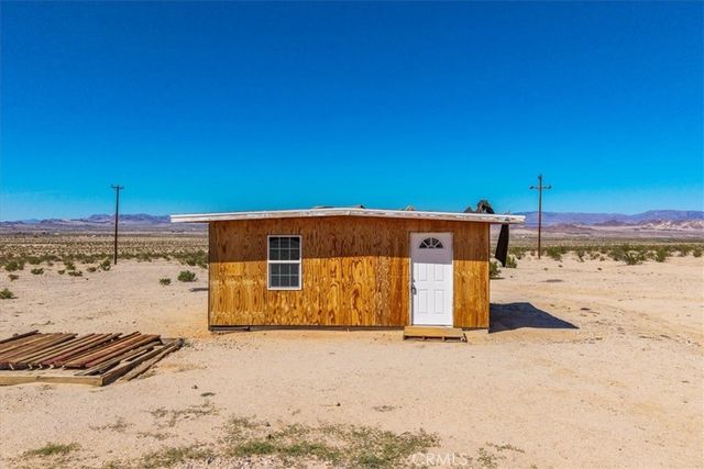 100 Cactus Jack Avenue, 29 Palms