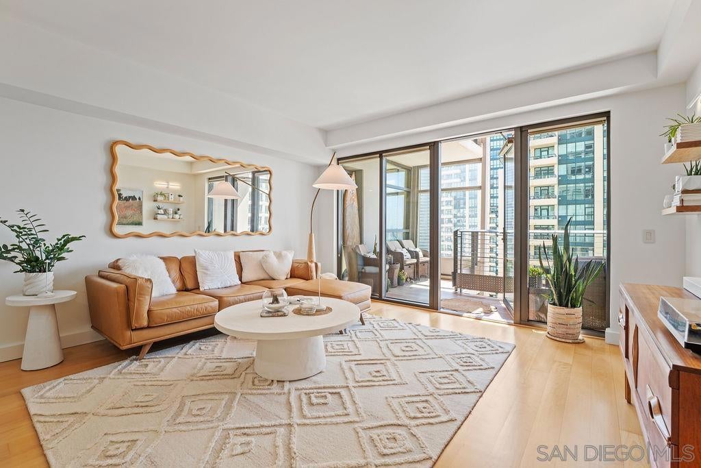 Photo of Listing #250039811SD