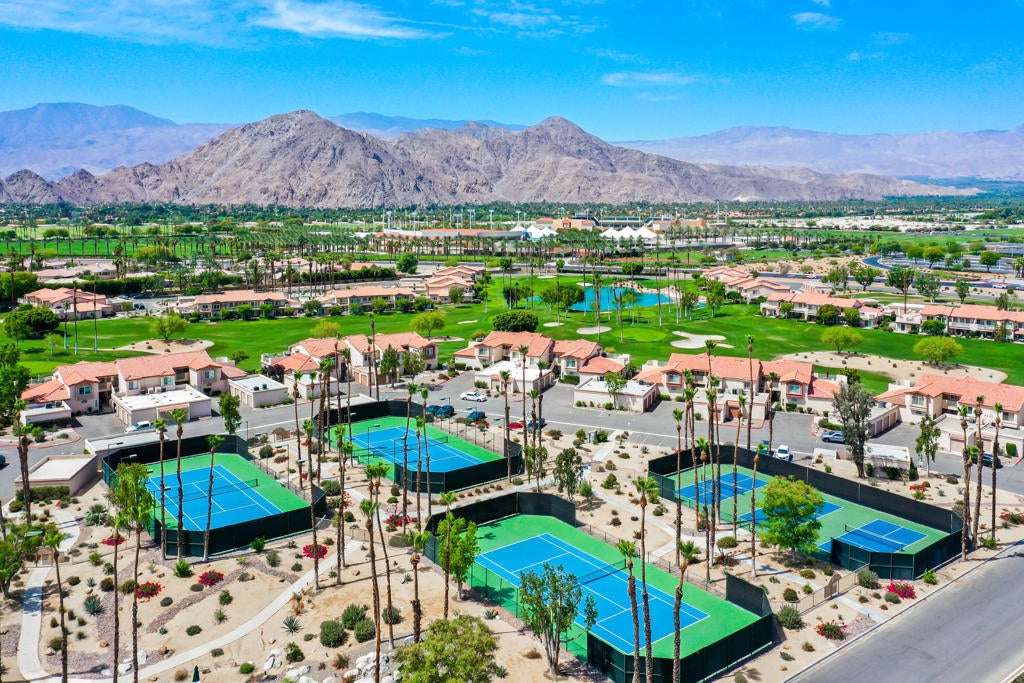 78347 Terra Cotta Court, La Quinta