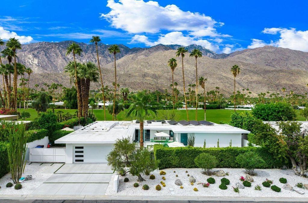 2309 Yosemite Drive, Palm Springs