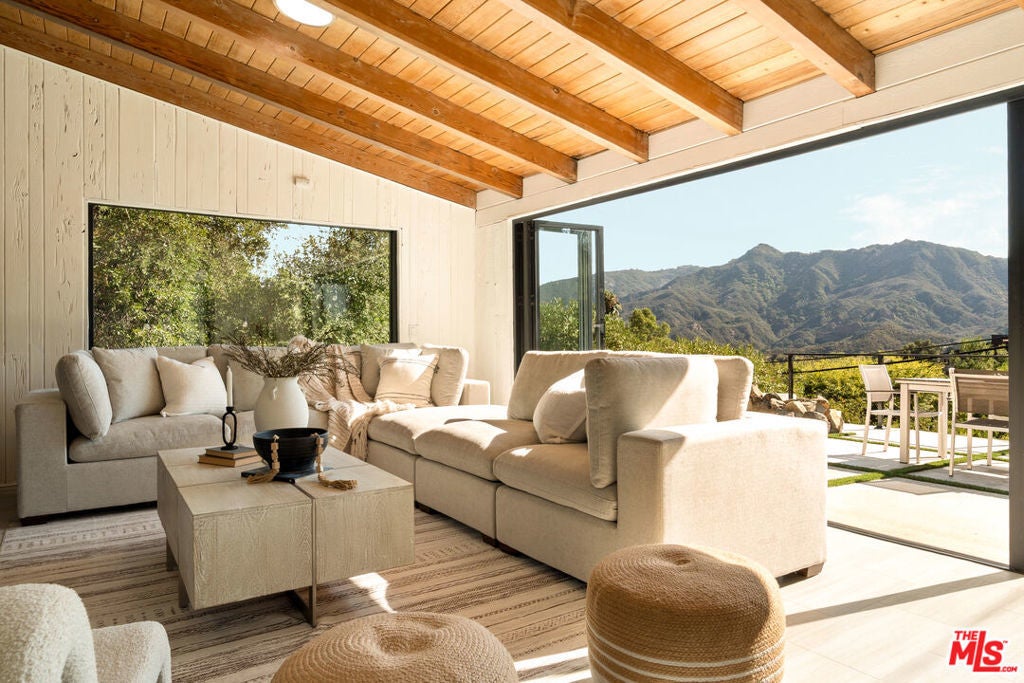 Photo of Listing #25596745