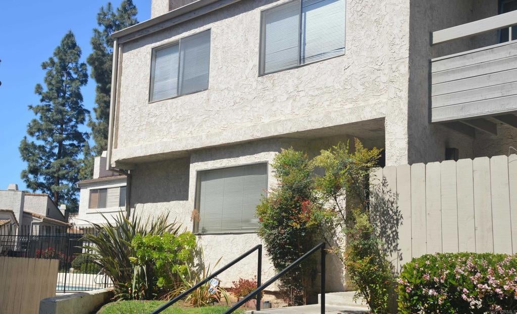 Photo of Listing #PTP2507333