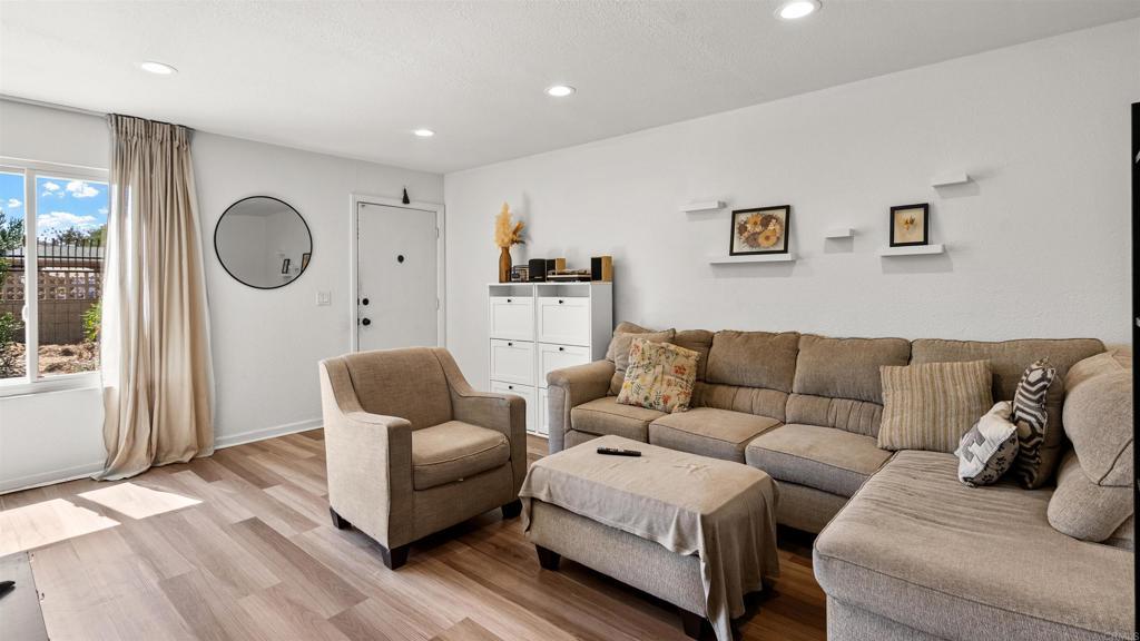 Photo of Listing #NDP2509357