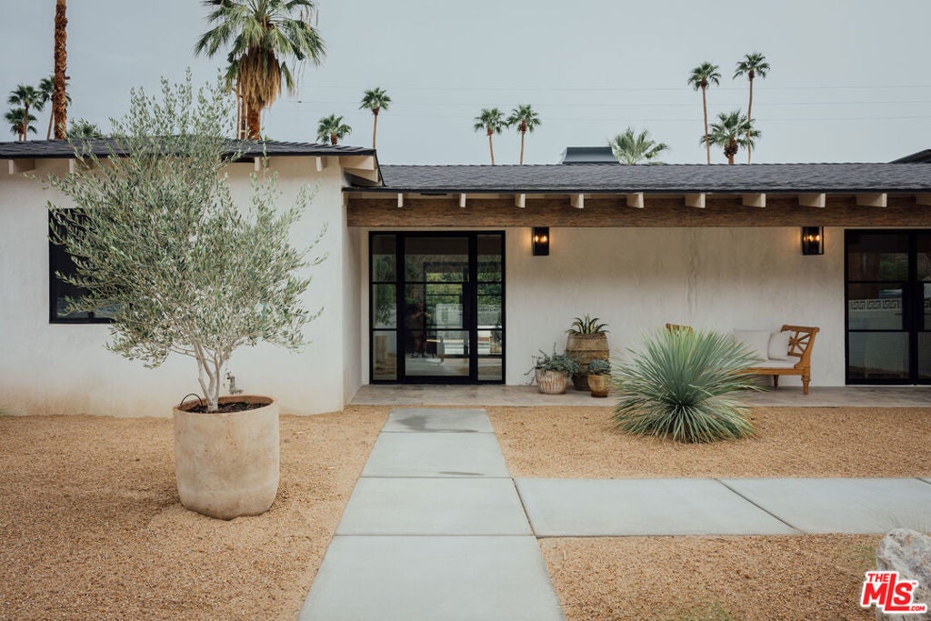 1560 Calle Palo Fierro, Palm Springs