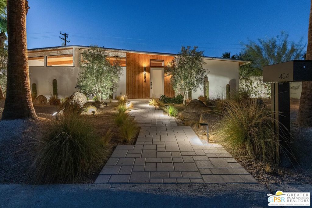 454 Lindsey Drive, Palm Springs
