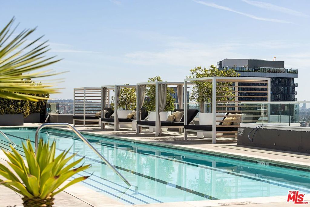 Photo of Listing #25586653