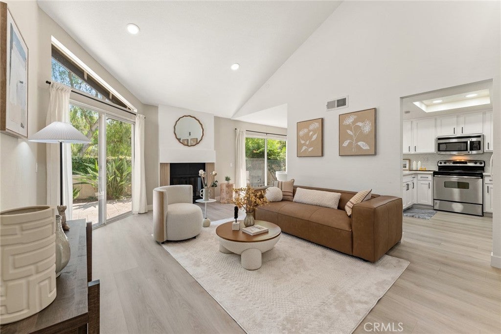 Photo of Listing #OC25224230