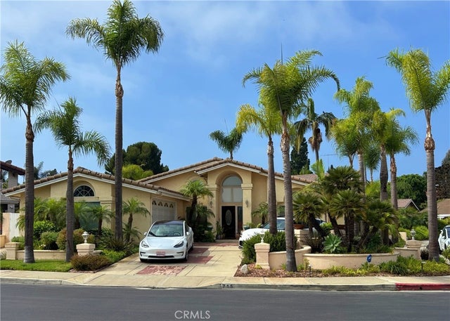 715 N Lariat, Long Beach