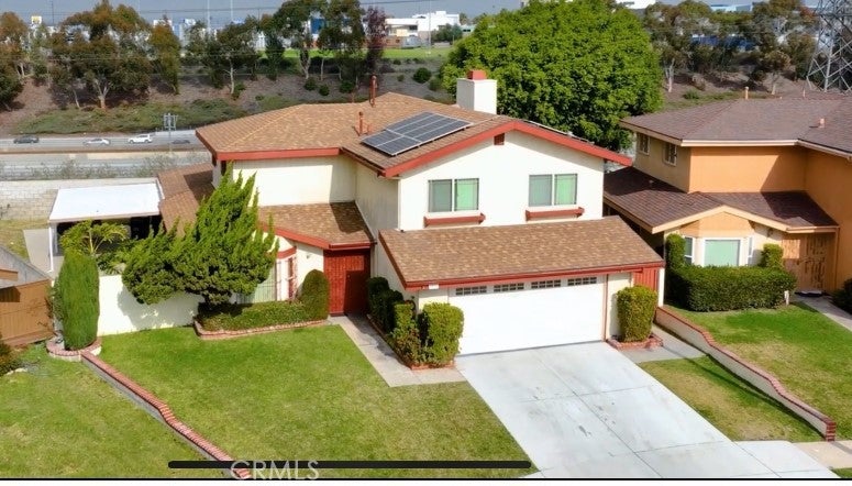 1677 W Bruin Street, Los Angeles