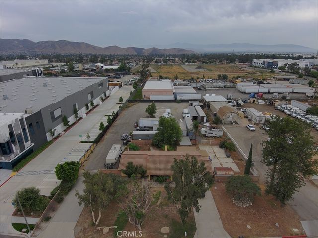 13981 Rose, Fontana