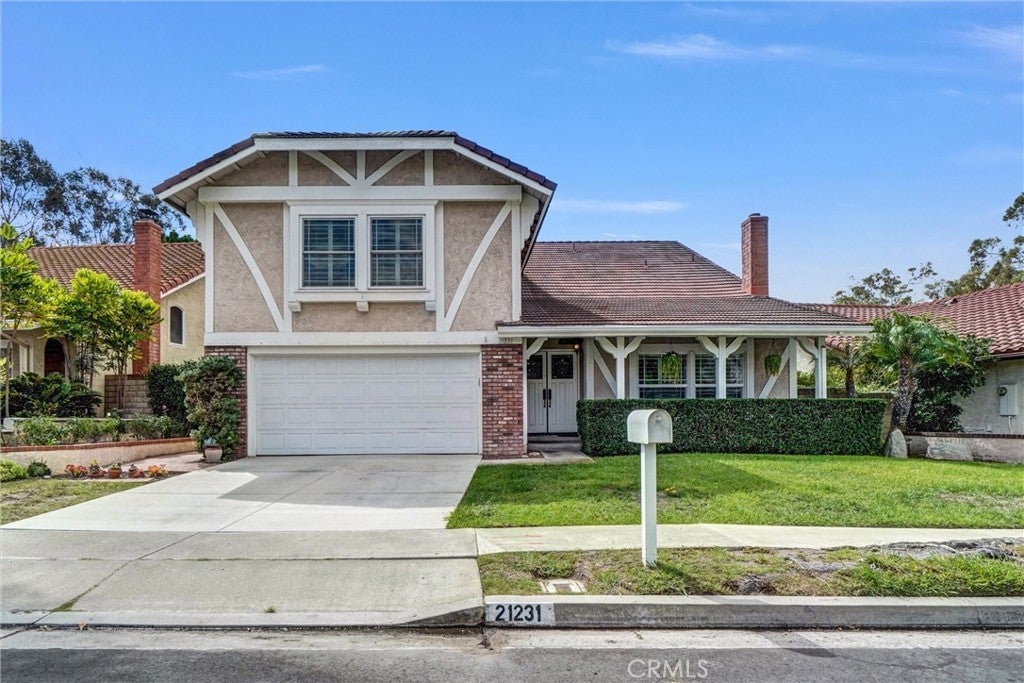 21231 Calle Sendero, Lake Forest
