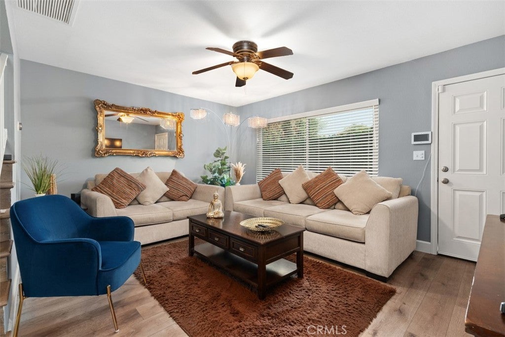 Photo of Listing #SR25226289