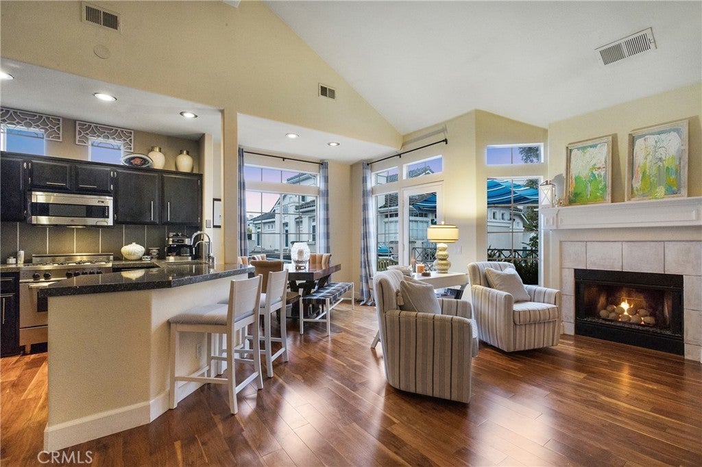 Photo of Listing #OC25226270