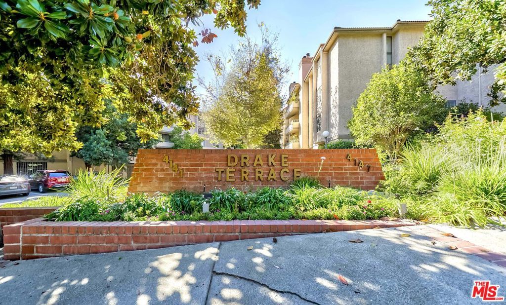 Photo of Listing #25597331