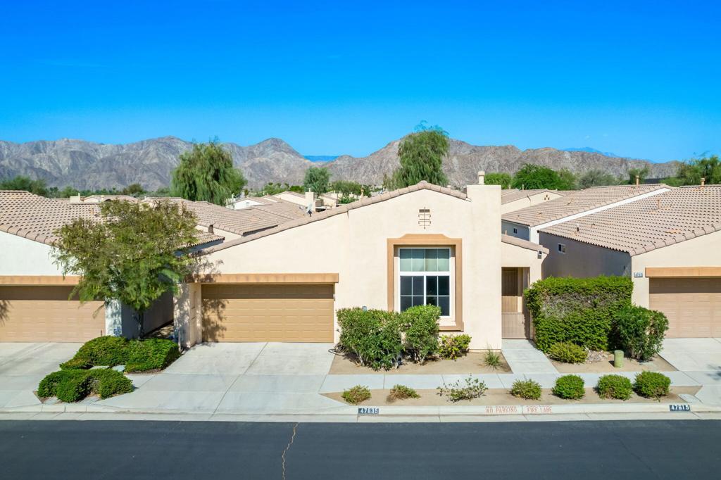 47635 Soft Moonlight, La Quinta