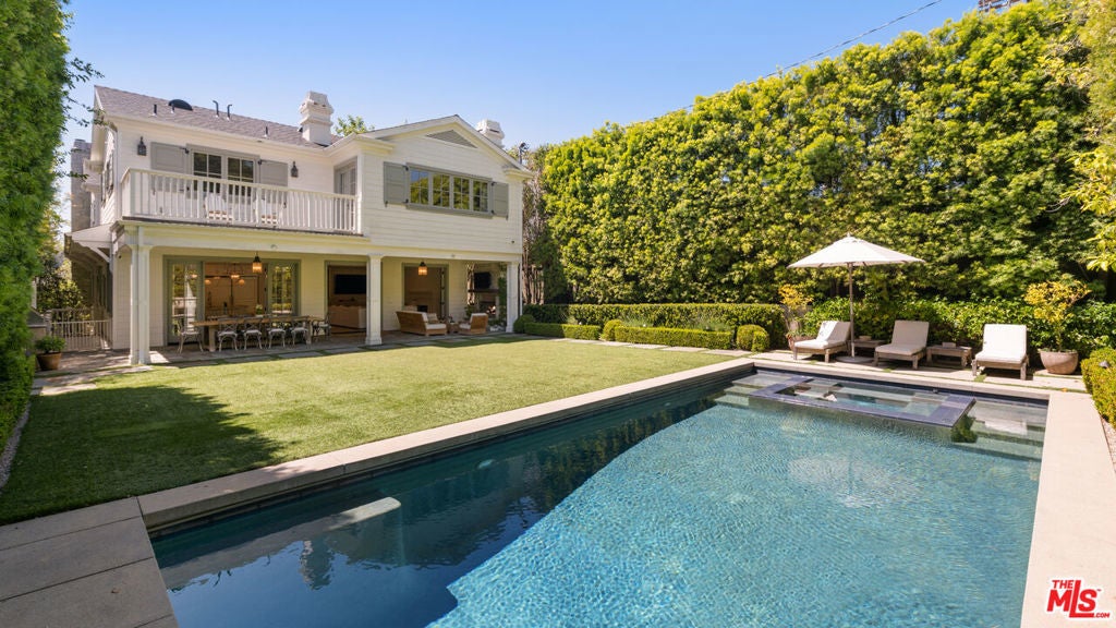 Photo of Listing #25598029