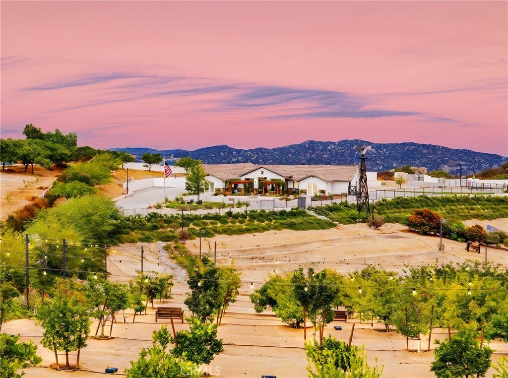 Photo of Listing #SW25226925