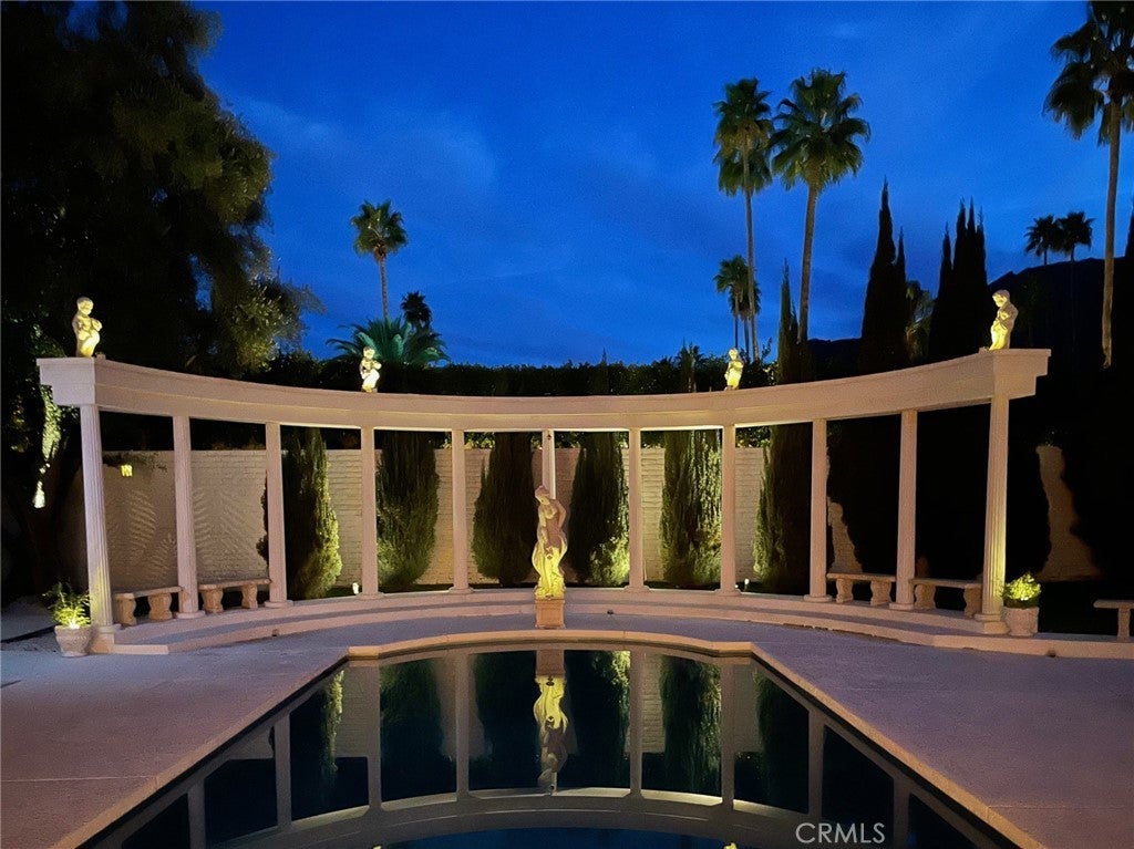 300 S Patencio Road, Palm Springs
