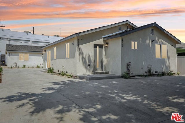 8779 Hobart Boulevard, Los Angeles