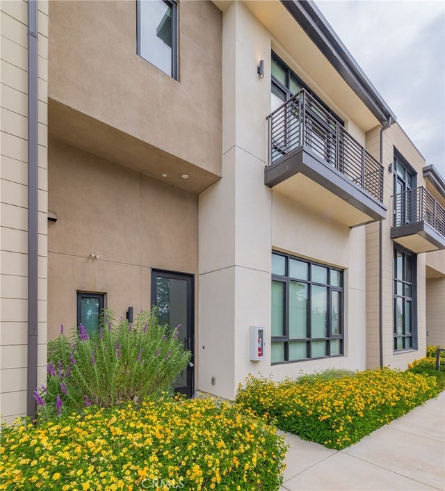 503 N Santa Anita # E, Arcadia.