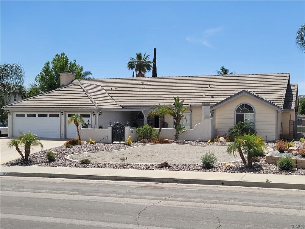 Photo of Listing #IV25227214