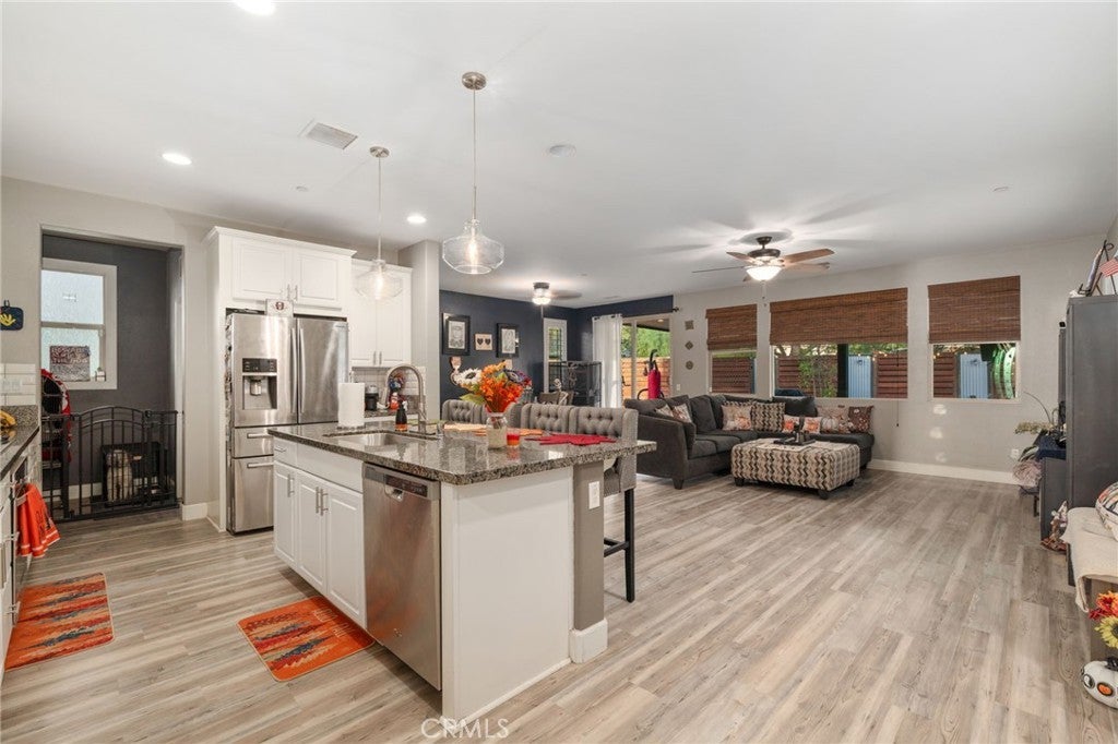 Photo of Listing #IG25227095