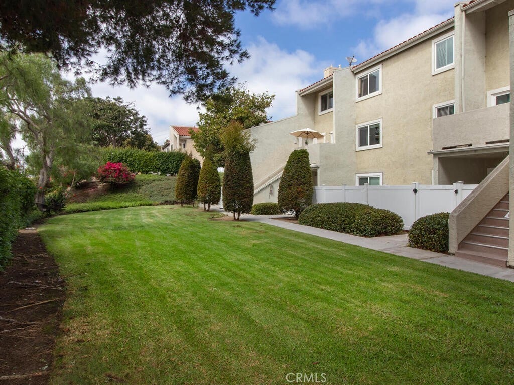 Photo of Listing #SR25227253