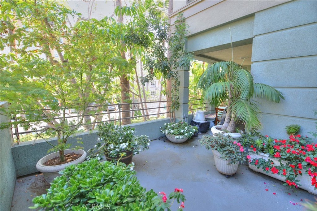 2233 Martin # 119, Irvine