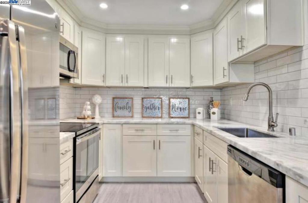 Photo of Listing #41113059