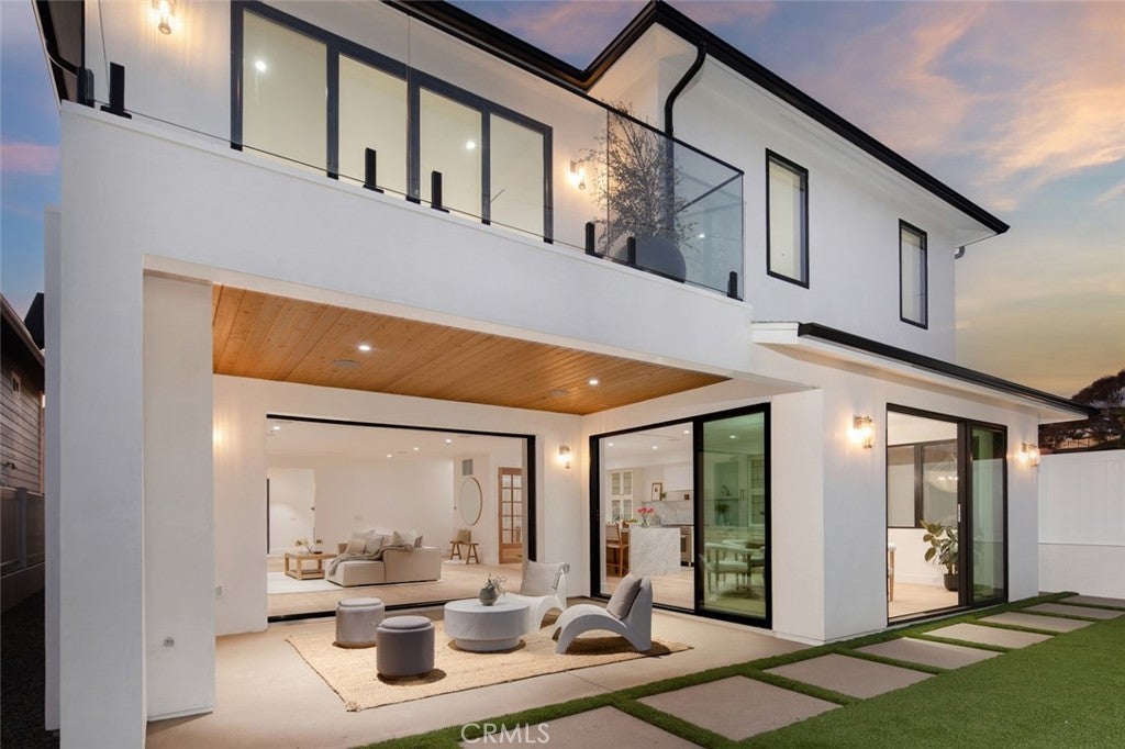 121 Avenida Princesa, San Clemente